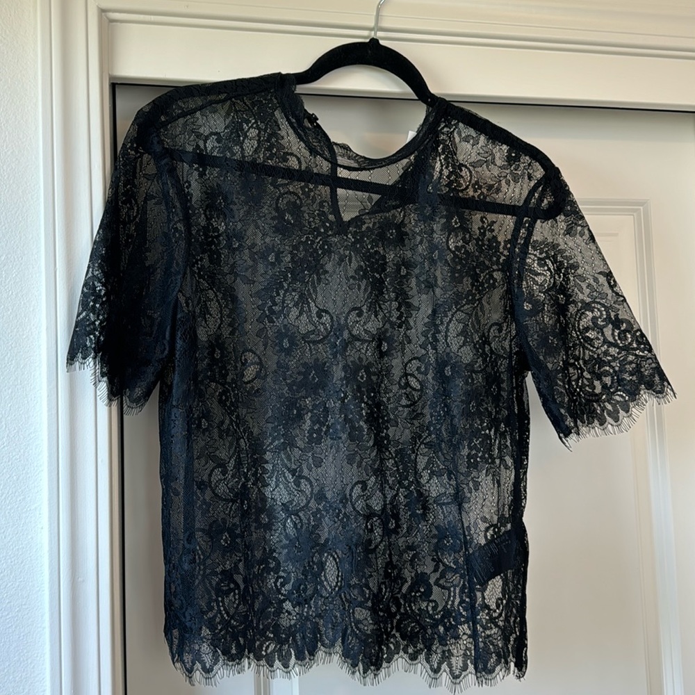 Stunning Lace Design Top NWT